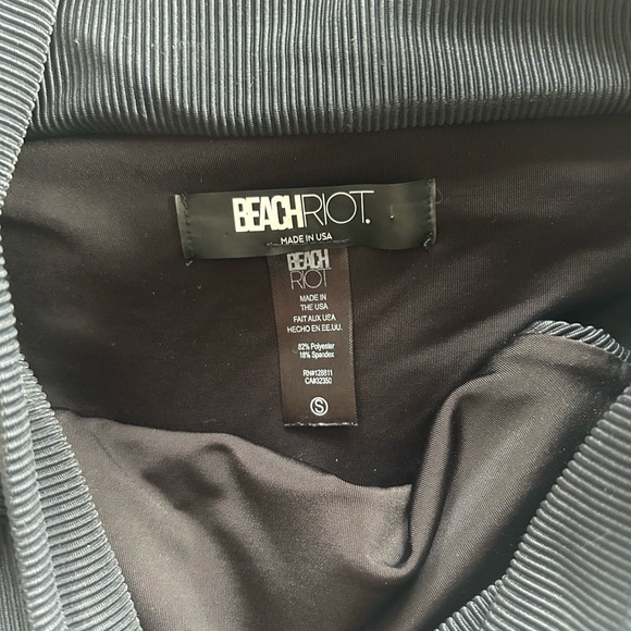 Beach Riot Ruffled High-Waist Bikini Set - Picture 7 of 9